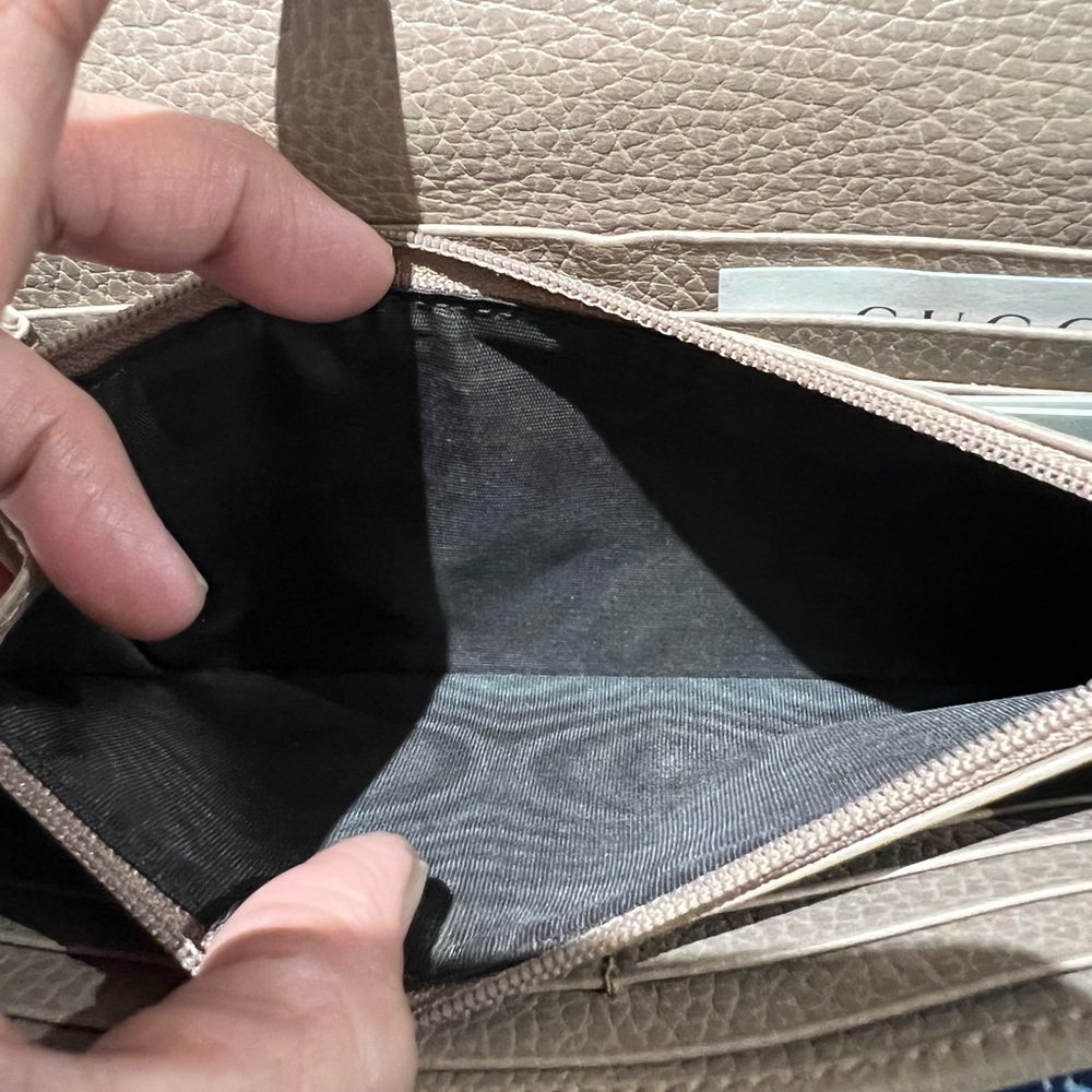 ✨HOST PICK✨Gucci Continental wallet - Picture 5 of 8